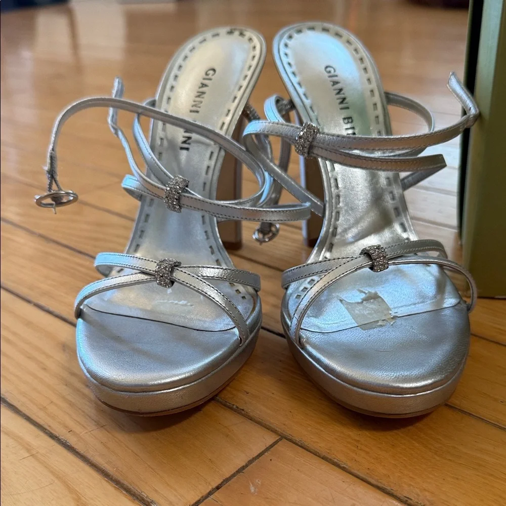 Gianni Bini Glamour Metallic Silver Strappy Heels - Picture 7 of 7